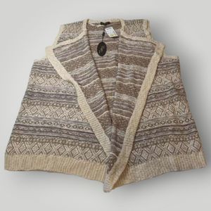 NWT Cupio Woman PLUS 1X Brown Multi Winter Print Sleeveless Open Front Cardigan